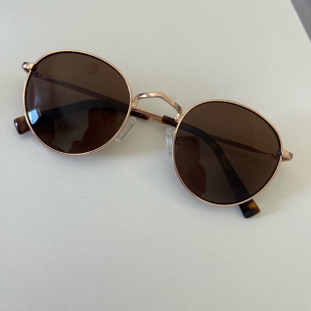 Round Brown Sunglasses
